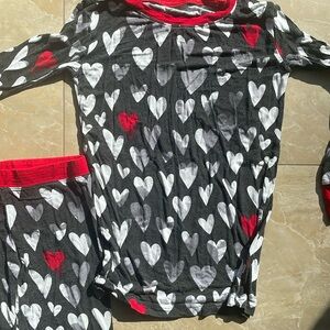 Little Sleepies Monochromatic Hearts 2 Piece PJ set | Bamboo | Size 7/8